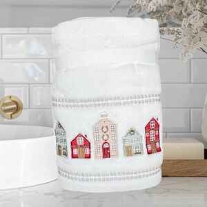 Caro - ‘Holiday Village’ hand towels (2). NWT Last One!